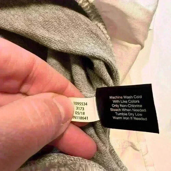 Lane Bryant Gray White Peplum Asymmetrical Top- plus size 18/20 - Picture 5 of 8